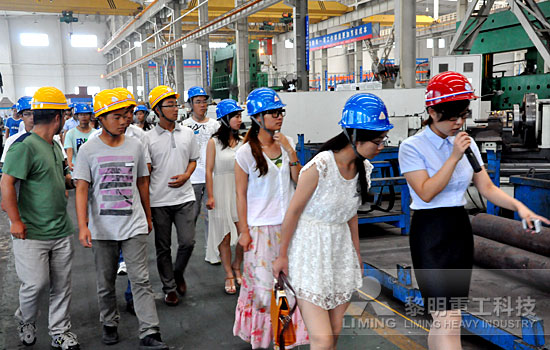 成長 責任 激情——2013大學生入職培訓啟動-黎明重工科技